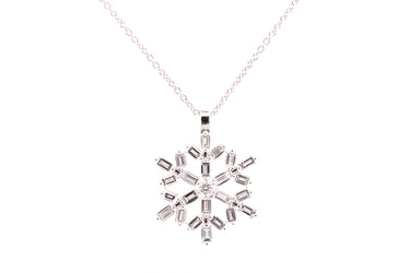 Astrid Pendant Small - Lab Grown Diamonds